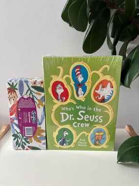 Dr Seuss Five Large Books Boxed Set - Sealed!!